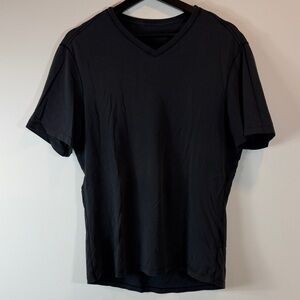 lululemon athletica Men's Black V-Neck Short Sleeve Tee